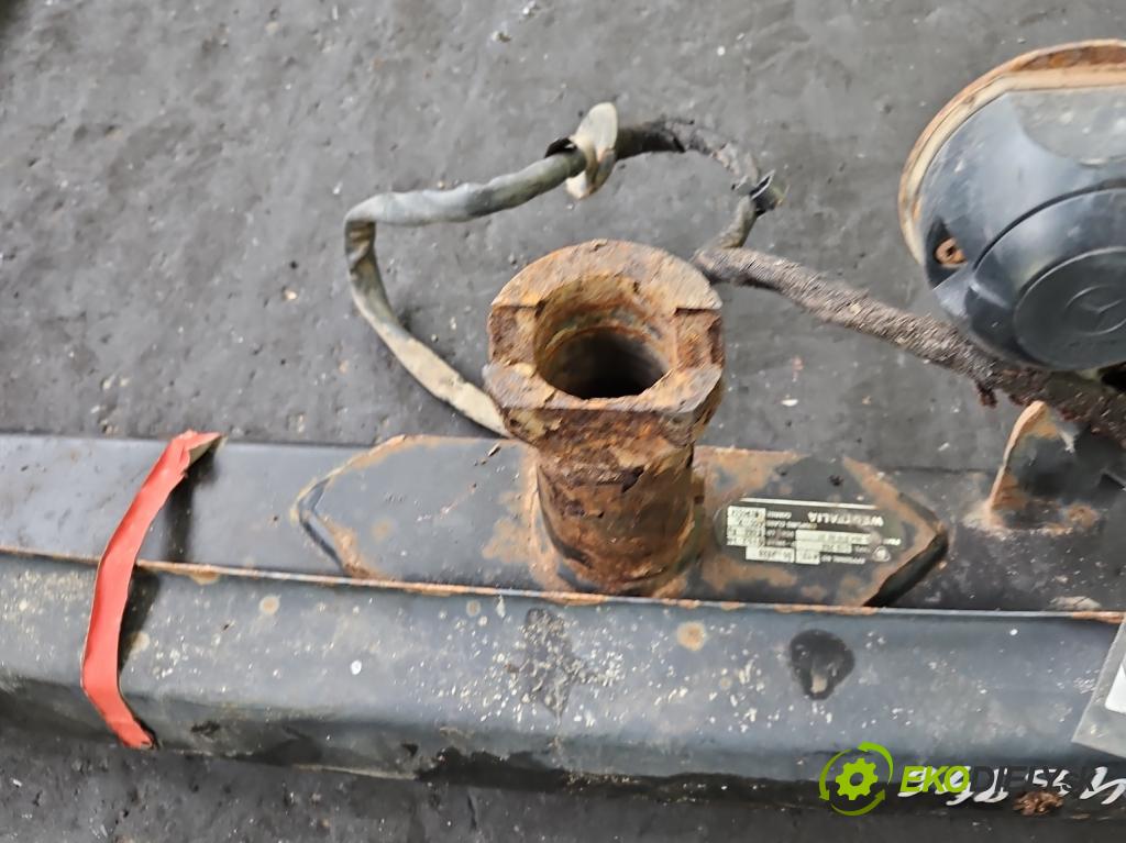 Mercedes GLK X204 2008-2015 2.2 CDI 170 hp automatic 125 kW 2143 cm3 5- oko tažné A2043100237 (Tažné zařízení)