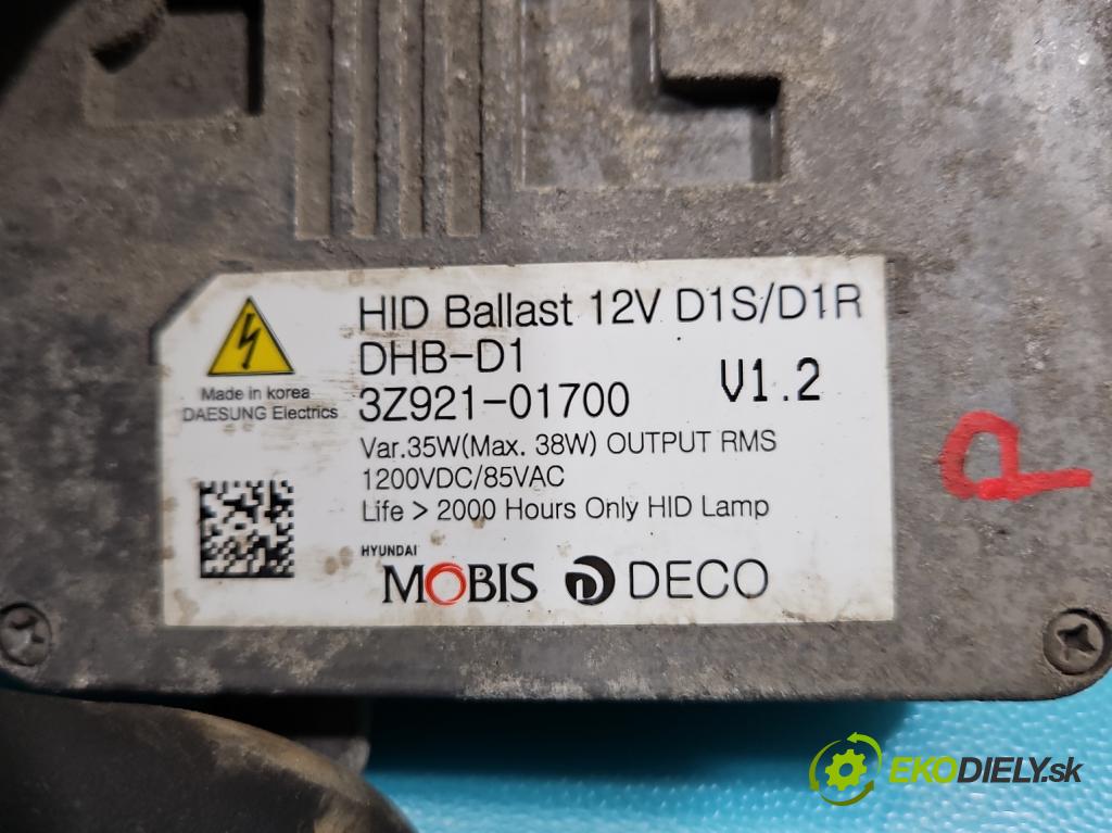 Hyundai I40 1.7 crdi 136 HP manual 100 kW 1685 cm3 5- střídač: xenon 3Z921-01700 (Riadiaca jednotka xenónu)