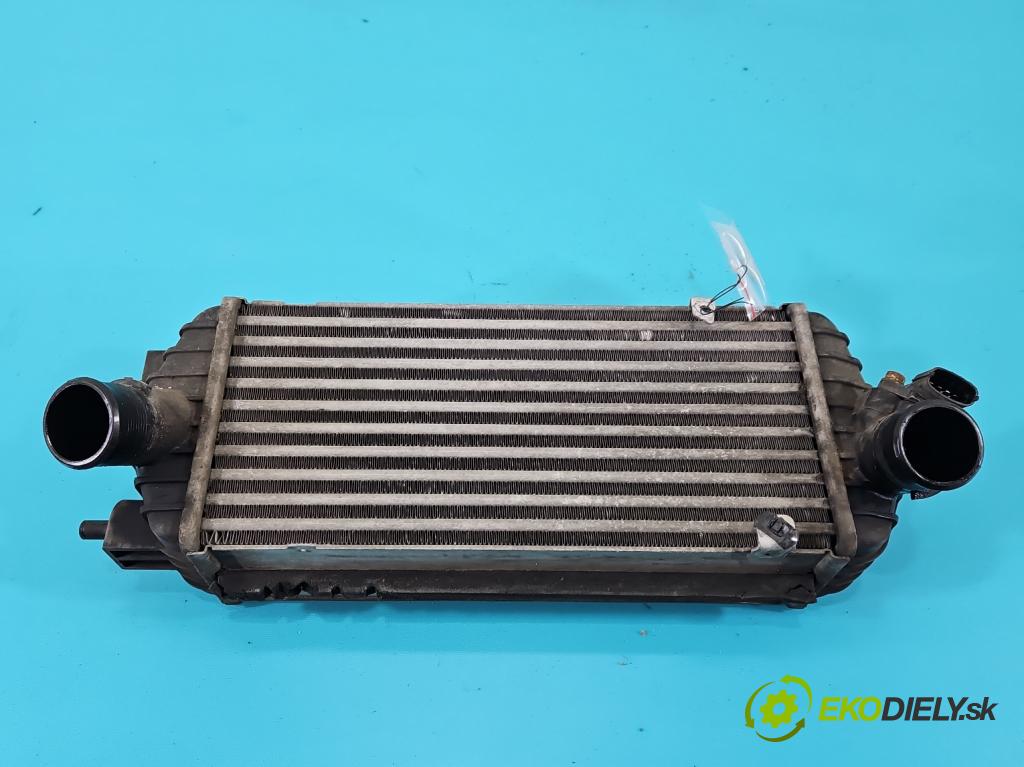 Hyundai I40 1.7 crdi 136hp manual 100 kW 1685 cm3 5- Intercooler  (Chladiče nasávaného vzduchu (intercoolery))