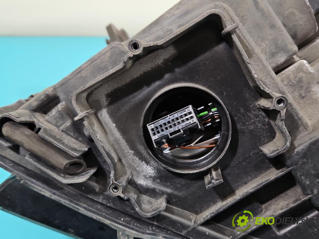 Vw Passat CC 2008-2016 2.0 tdi 140 hp automatic 103 kW 1968 cm3 4- světlo pravý 3C8941752J (Pravé)