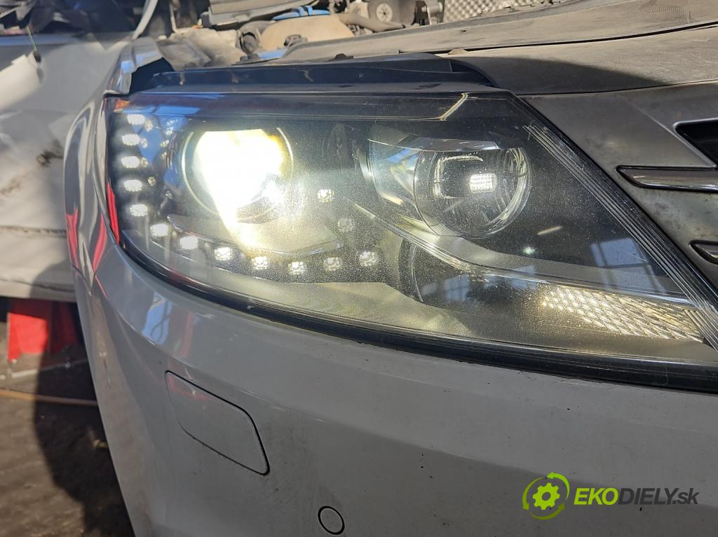 Vw Passat CC 2008-2016 2.0 tdi 140 hp automatic 103 kW 1968 cm3 4- světlo pravý 3C8941752J (Pravé)