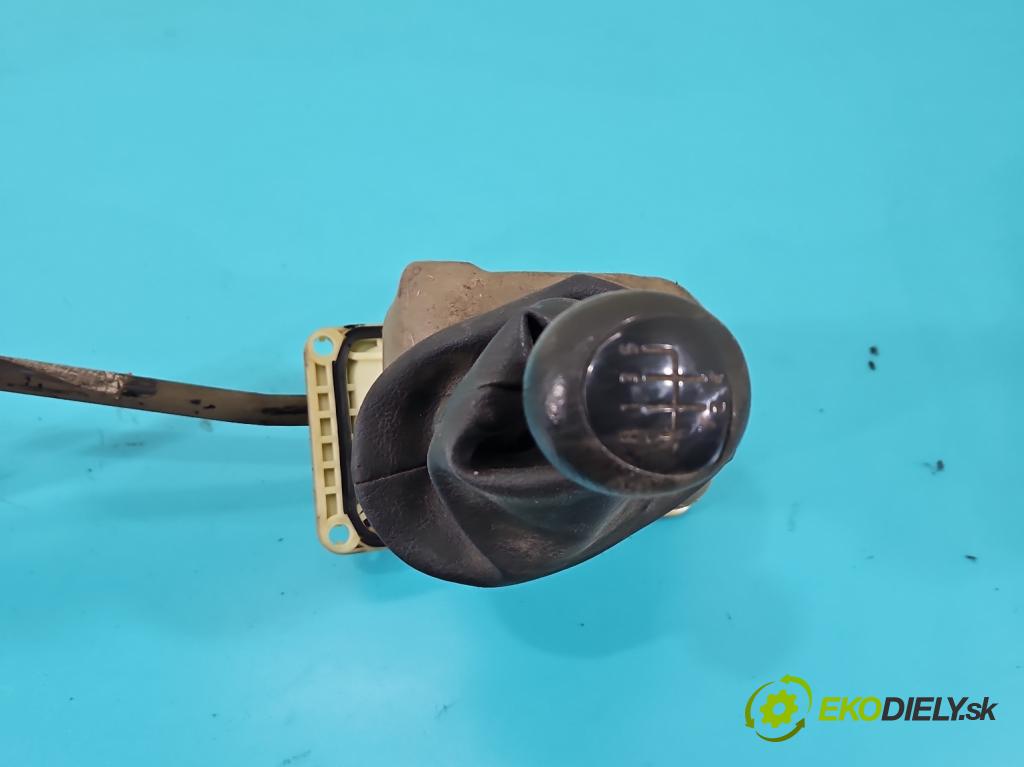 Renault Clio II 1998-2012 1,2.0 16V 75 HP manual 55 kW 1149 cm3 3- Páka: Změny: stupeň,rýchlosť 8200136240C (Rýchlostná páka (kulisa))