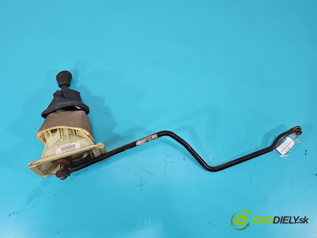 Renault Clio II 1998-2012 1,2.0 16V 75 HP manual 55 kW 1149 cm3 3- Páka: Změny: stupeň,rýchlosť 8200136240C (Rýchlostná páka (kulisa))