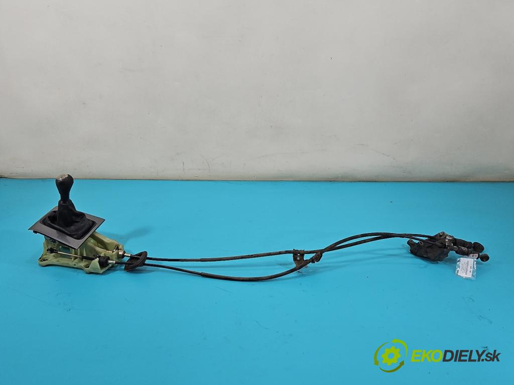 Honda Accord VII 2002-2008 2.0 16V 155 HP manual 114 kW 1998 cm3 4- Páka: Změny: stupeň,rýchlosť  (Rýchlostná páka (kulisa))