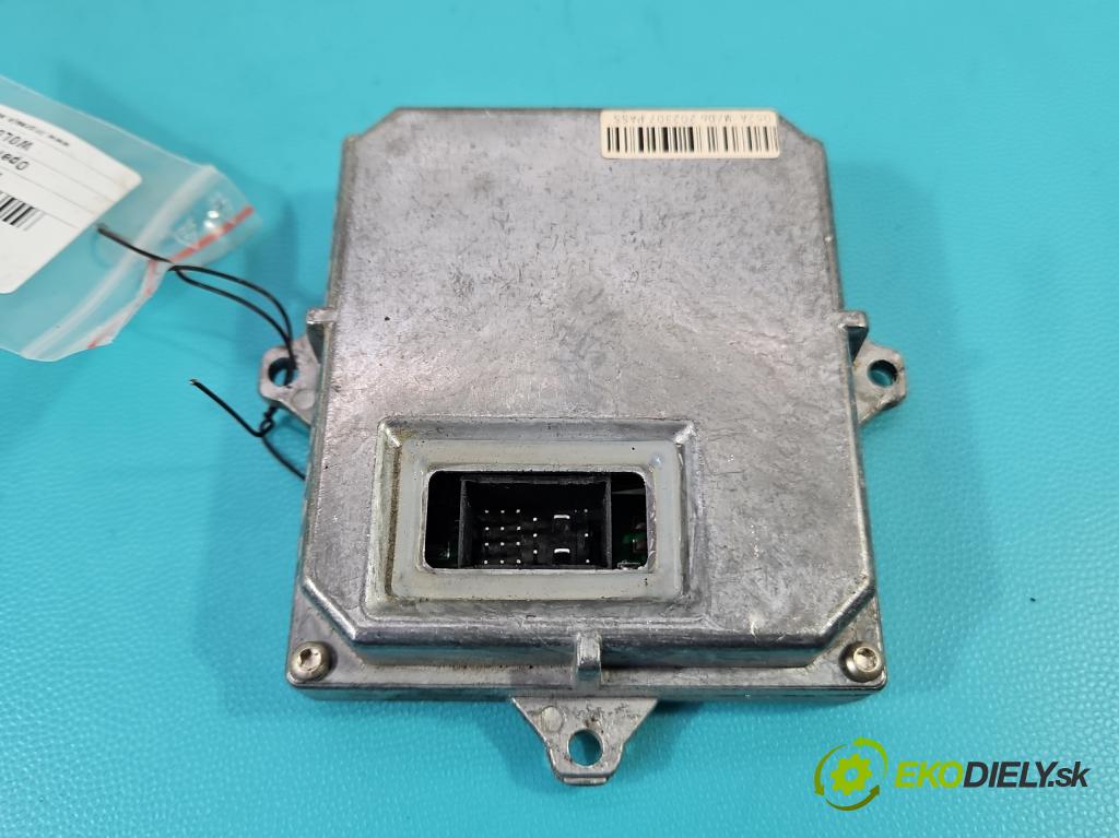 Opel Zafira A 1999-2005 2.0 dti 101 HP manual 74 kW 1995 cm3 5- střídač: xenon 1307329082 (Riadiaca jednotka xenónu)