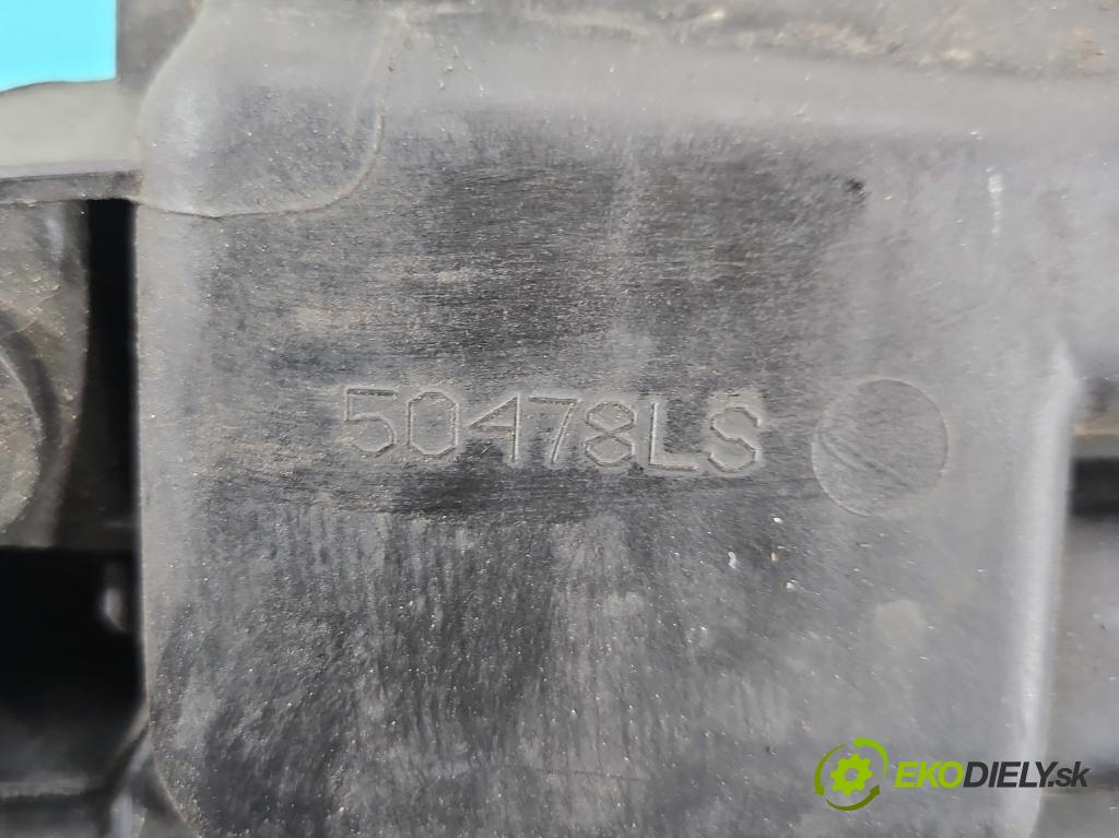 Renault Modus 1.4 16V 98 HP manual 72 kW 1390 cm3 5- zvod nasávací 8200275053 (Sacie potrubie)