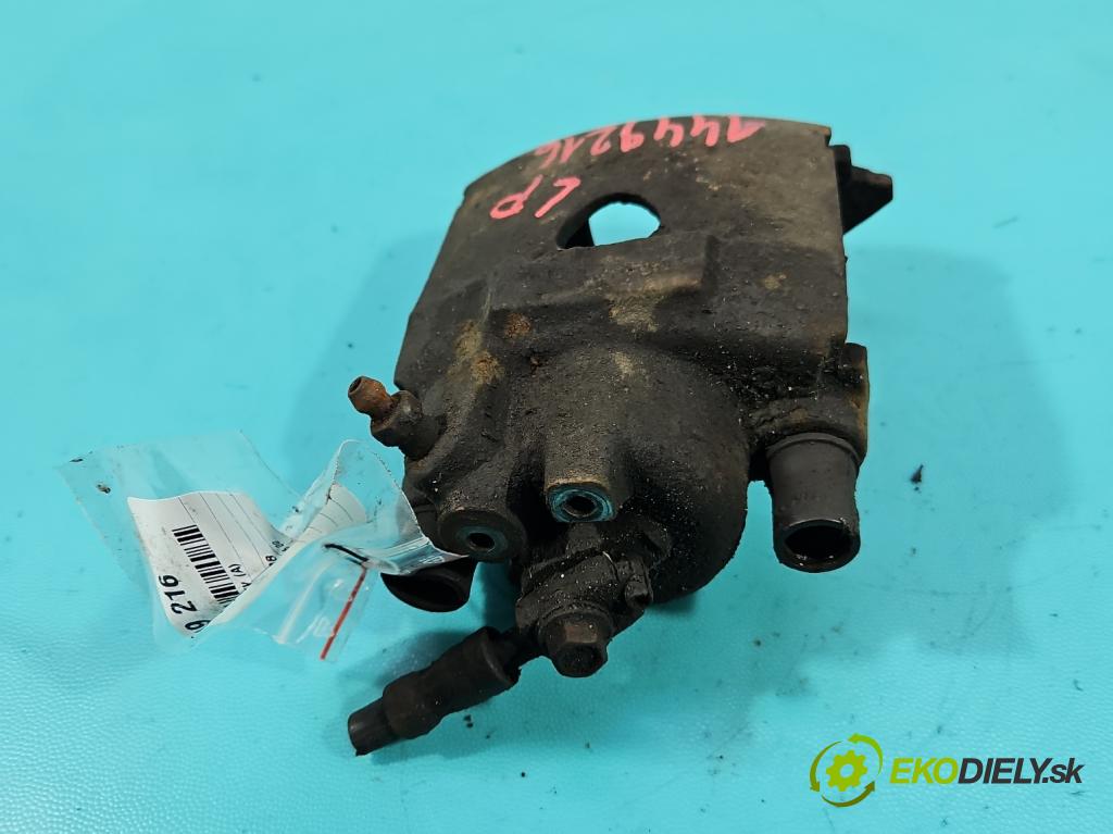 Vw Lupo 1.4 mpi 60 HP manual 44 kW 1390 cm3 3- brzdič predné ľavý  (Kľučka dverí ostatné)