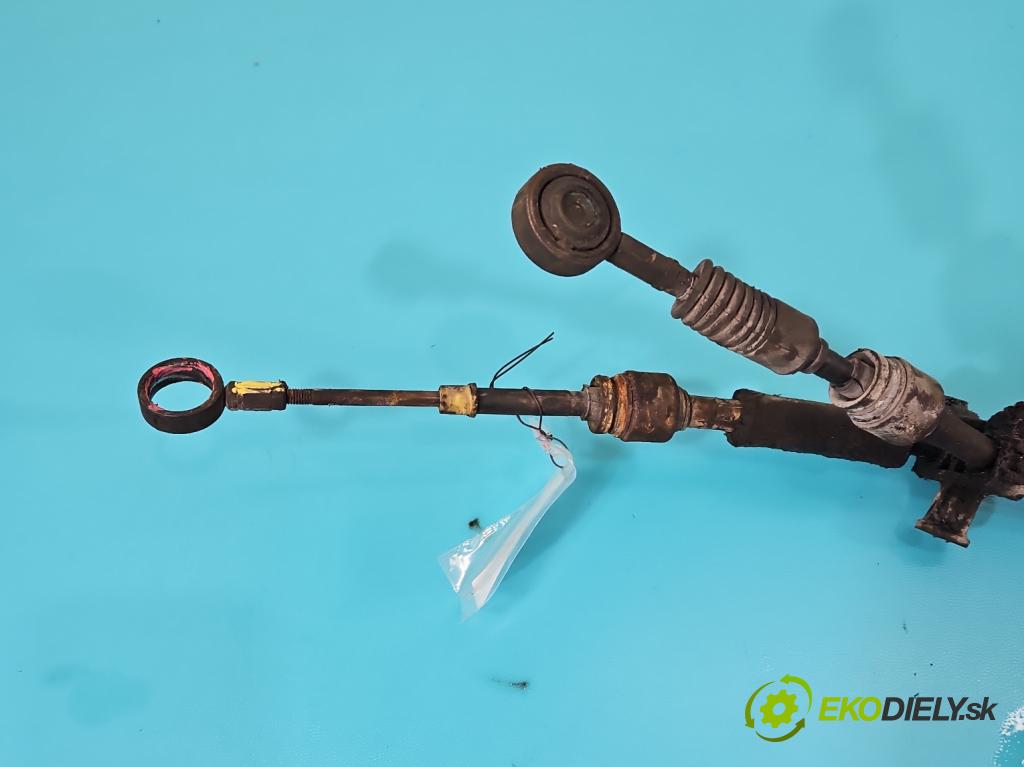 Fiat Panda II 2003-2012 1.2 8v 60 HP manual 44 kW 1242 cm3 5- Páka: Změny: stupeň,rýchlosť  (Rýchlostná páka (kulisa))