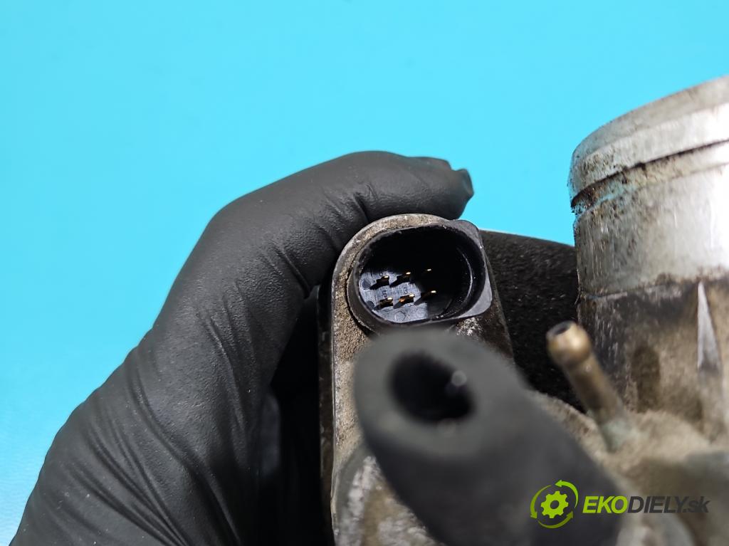 Vw Passat B5 1995-2005 1.6 8V 102 HP manual 75 kW 1595 cm3 5- klapka 06B133062P (Škrtiaca klapka)