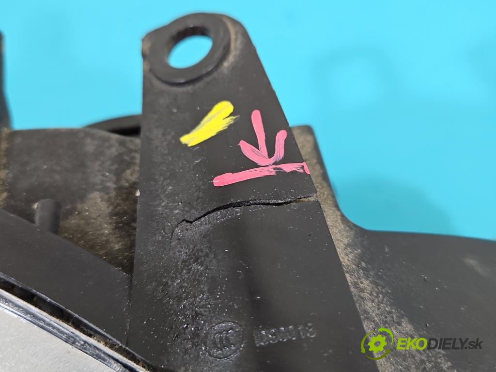 Citroen Xsara II 2000-2004 1.6 16V 109 HP manual 80 kW 1587 cm3 5- Reflektor: pravý  (Svetlo predné pravé)