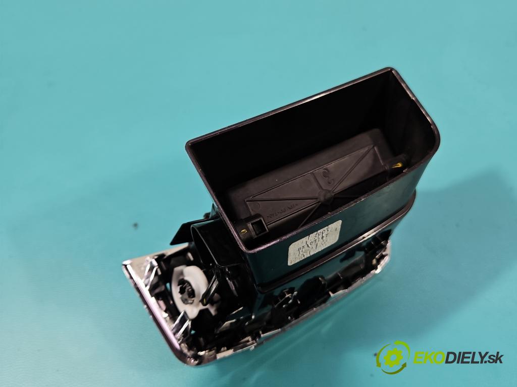 Skoda Karoq 2017- 1.5 TSI 150 HP automatic 110 kW 1498 cm3 5- Mřížka: kúrenia stredová 57A820952A (Mriežka kúrenia (fukár))