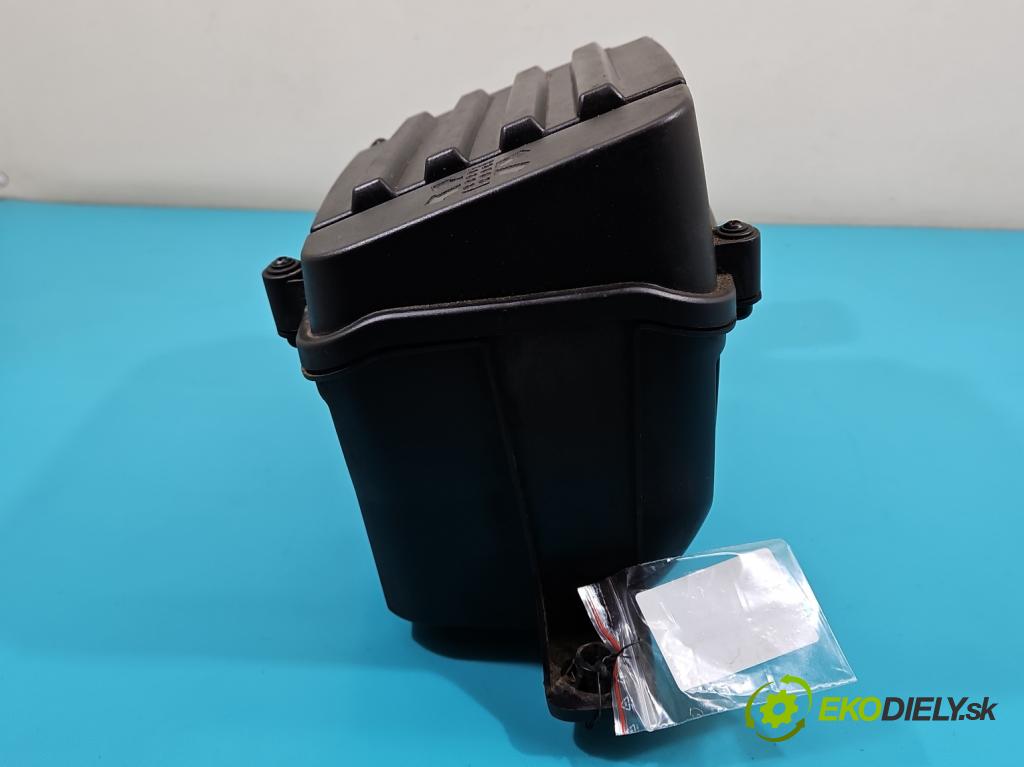 Seat Toledo III 2004-2009 1.6 SR 102 HP manual 75 kW 1595 cm3 5- obal filtra vzduchu 1F0129607 (Obal filtra vzduchu)