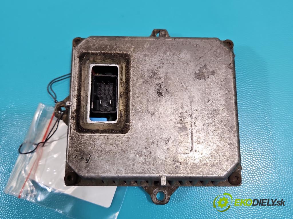 Peugeot 407 3.0 V6 211KM automatic 155 kW 2946 cm3 4- střídač: xenon 1307329091 (Riadiaca jednotka xenónu)