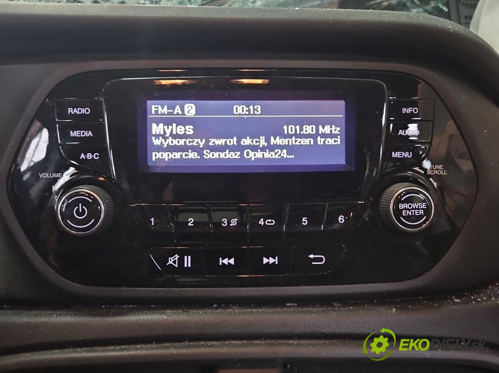 Fiat Tipo II 2015- 1.4 16V 95 HP manual 70 kW 1368 cm3 5- Radio originál 735711979