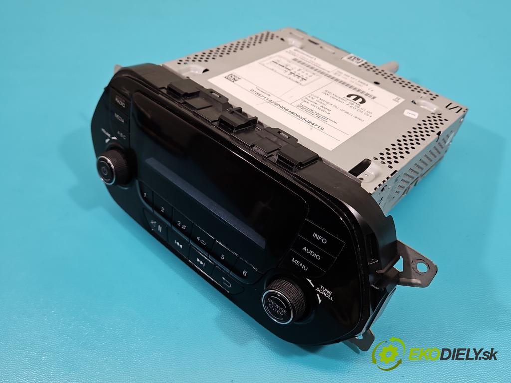 Fiat Tipo II 2015- 1.4 16V 95 HP manual 70 kW 1368 cm3 5- Radio originál 735711979