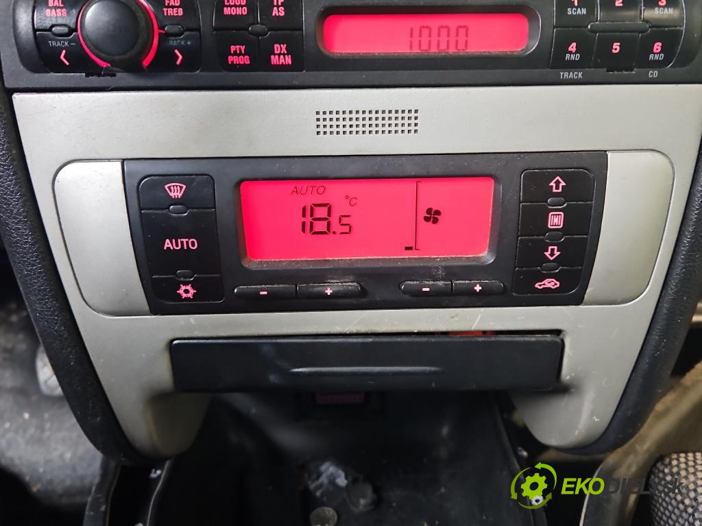 Seat Leon I 1999-2005 1.6 16V 105 HP manual 77 kW 1598 cm3 5- panel kúrenia 1M0820043E