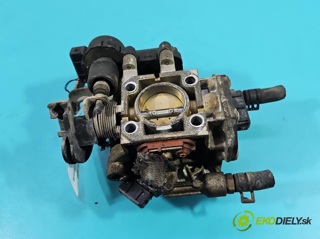 Vw Golf III 1991-1998 1.6 75 HP manual 55 kW 1598 cm3 5- vstrekovač 0438201509 (Karburátor)
