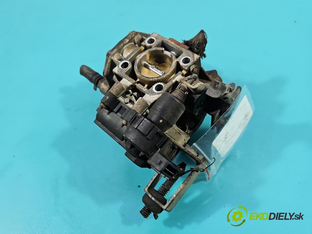 Vw Golf III 1991-1998 1.6 75 HP manual 55 kW 1598 cm3 5- vstrekovač 0438201509 (Karburátor)