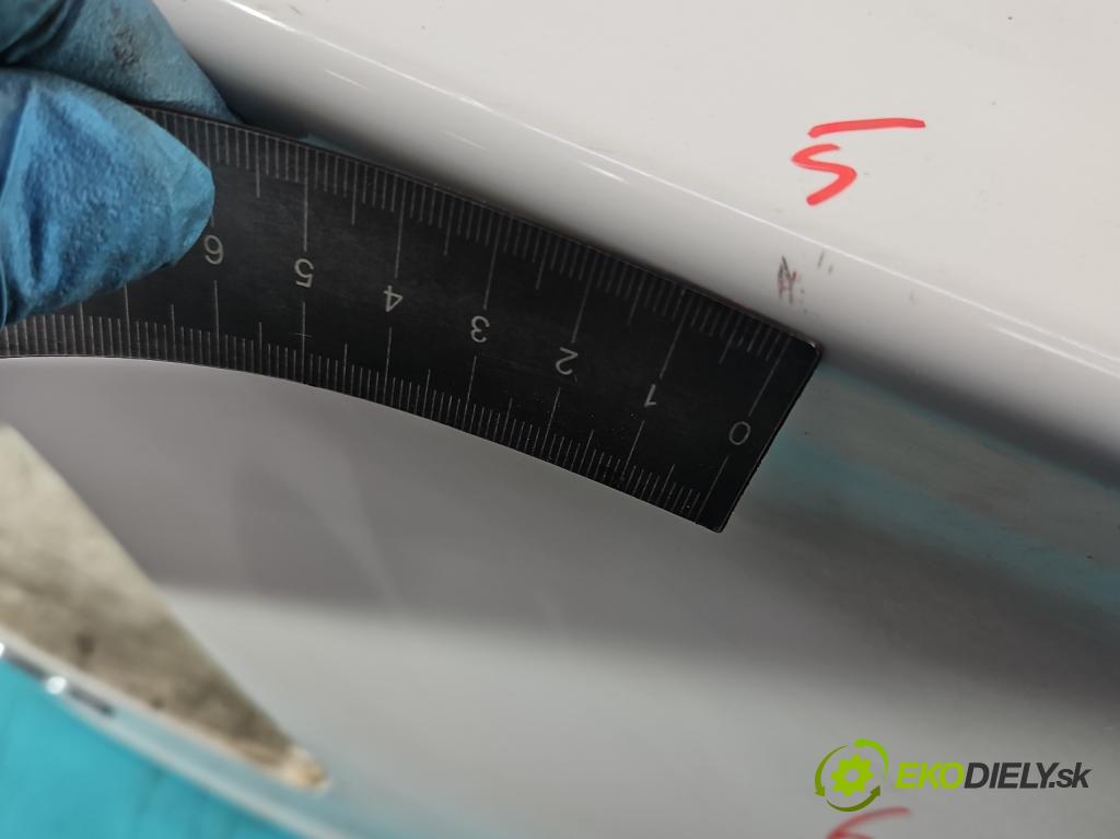 Vw Passat CC 2008-2016 2.0 tdi 140 hp automatic 103 kW 1968 cm3 4- zadní kufrové dveře  (Zadní kapoty)