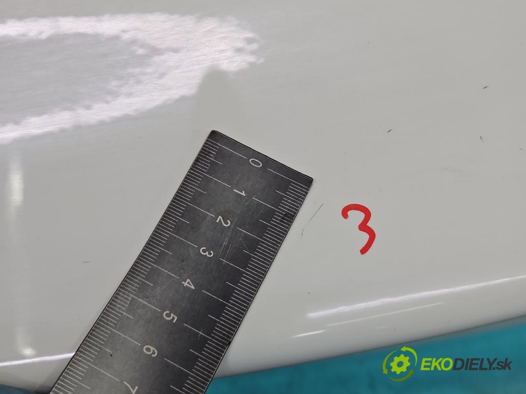 Vw Passat CC 2008-2016 2.0 tdi 140 hp automatic 103 kW 1968 cm3 4- zadní kufrové dveře  (Zadní kapoty)