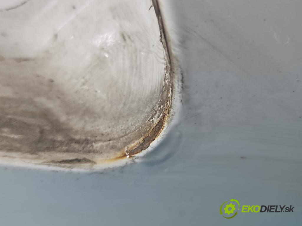 Vw Passat CC 2008-2016 2.0 tdi 140 hp automatic 103 kW 1968 cm3 4- zadní kufrové dveře  (Zadní kapoty)