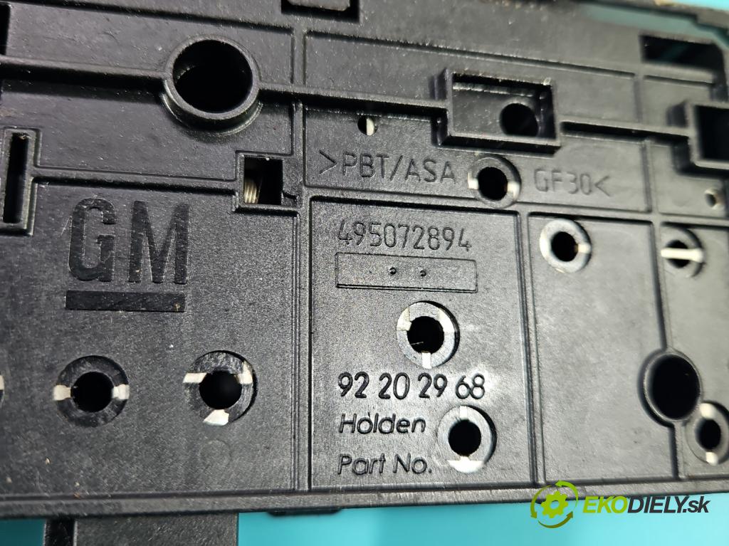 Opel Vectra C 2002-2008 1.9 cdti 120 hp manual 88 kW 1910 cm3 5- zámek kufrových dveří zadní