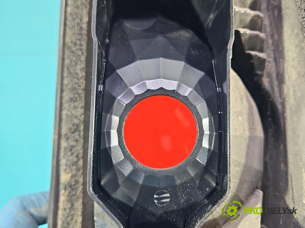 Opel Movano III 2010-2022 2.3 cdti 136 HP manual 100 kW 2299 cm3 5- svetlo / reflektor zadné ľavé  (Kľučka dverí ostatné)