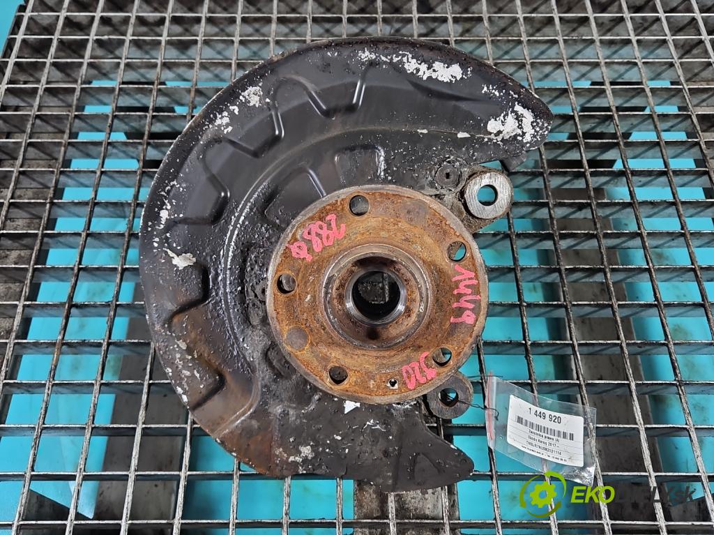 Skoda Karoq 2017- 1.5 TSI 150 hp automatic 110 kW 1498 cm3 5- náboj pravé  (Náboj kola)