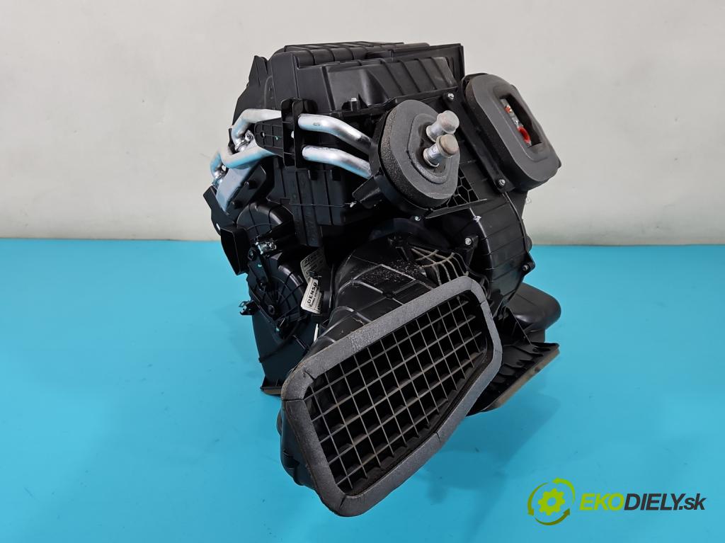 Dacia Lodgy 2012-2022 1.6 8V 82 hp manual 60,5 kW 1598 cm3 5- radiátor  (Radiátory topení)