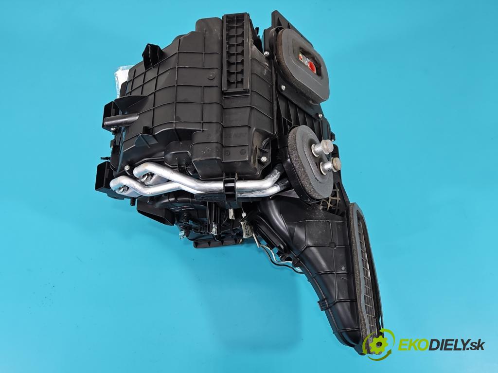 Dacia Lodgy 2012-2022 1.6 8V 82 hp manual 60,5 kW 1598 cm3 5- radiátor  (Radiátory topení)