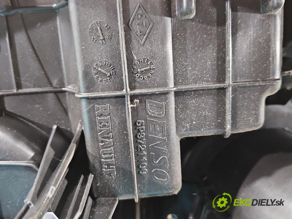 Dacia Lodgy 2012-2022 1.6 8V 82 hp manual 60,5 kW 1598 cm3 5- radiátor  (Radiátory topení)