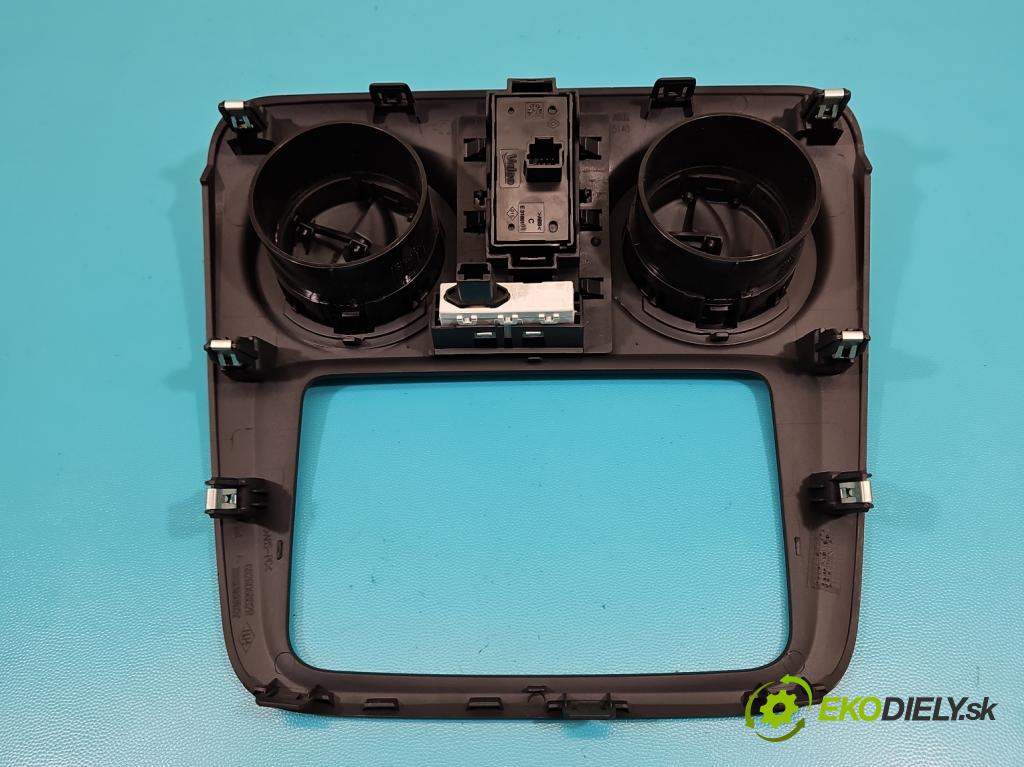 Dacia Lodgy 2012-2022 1.6 8V 82 HP manual 60,5 kW 1598 cm3 5- Mřížka: kúrenia stredová 682606882R (Mriežka kúrenia (fukár))