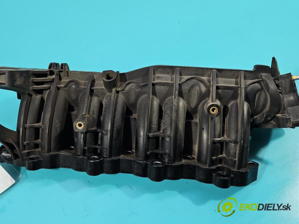 Hyundai I40 1.7 crdi 136 HP manual 100 kW 1685 cm3 5- zvod nasávací 106091 (Sacie potrubie)