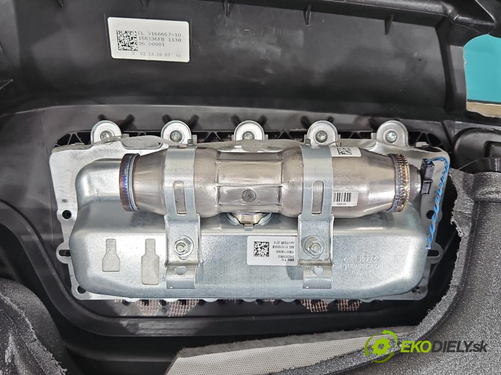 Bmw 5 F10 2010-2017 2.0d 218 HP automatic 160 kW 1995 cm3 5- kokpit,pristrojová doska rozdeľovacia