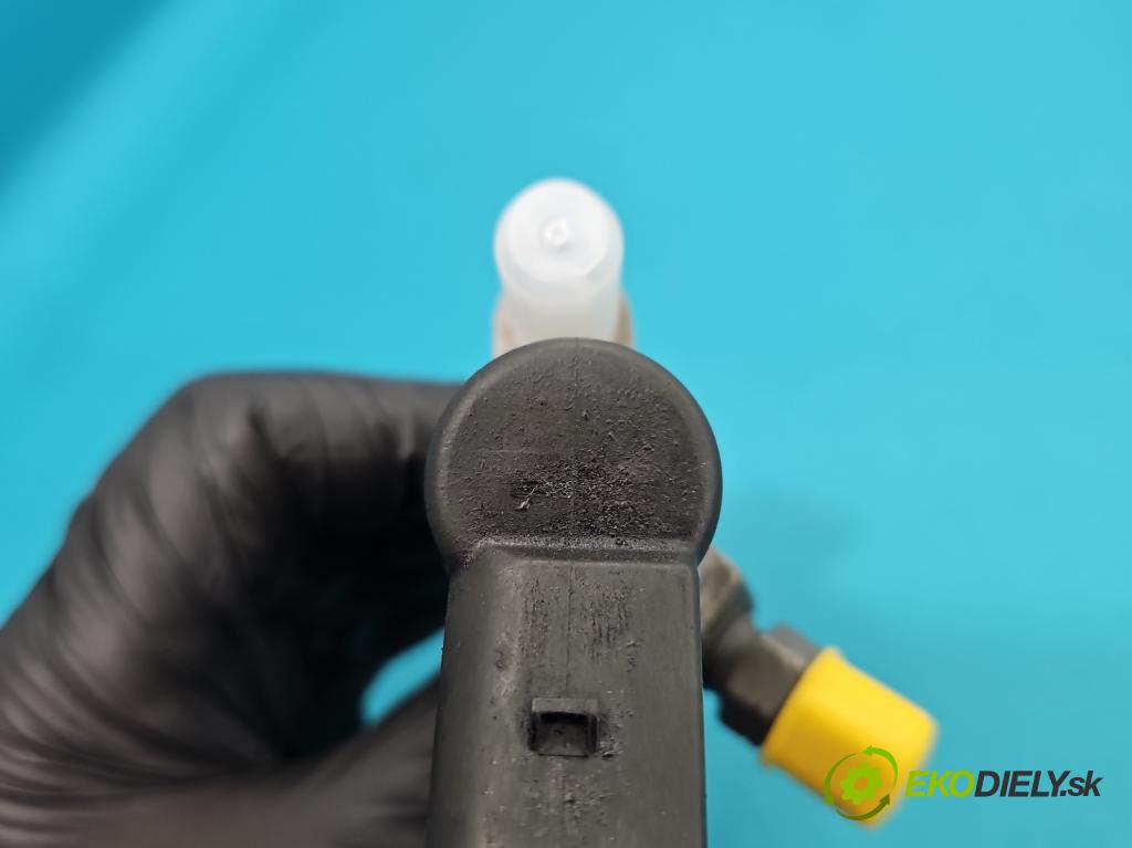 Ford C-Max II 2010-2019 1.6 tdci 116 HP manual 85 kW 1560 cm3 5- vstrek REAV6Q-9F593-AD (Vstrekovač paliva)