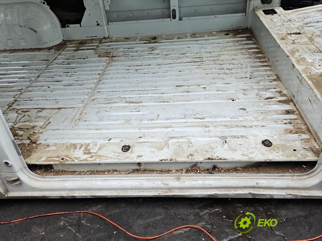 Opel Movano III 2010-2022 2.3 cdti 136 HP manual 100 kW 2299 cm3 5- Práh: pravý  (Karoséria ostatné)