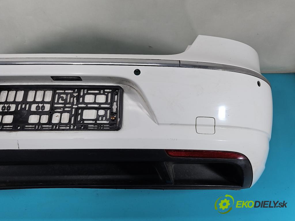 Vw Passat CC 2008-2016 2.0 tdi 140 hp automatic 103 kW 1968 cm3 4- nárazník zadní  (Klika dveří ostatní)