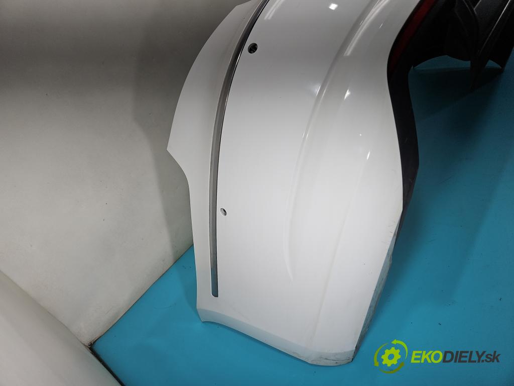 Vw Passat CC 2008-2016 2.0 tdi 140 hp automatic 103 kW 1968 cm3 4- nárazník zadní  (Klika dveří ostatní)