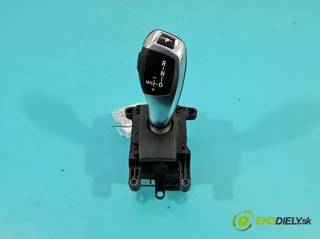 Bmw 5 F10 2010-2017 2.0d 218 HP automatic 160 kW 1995 cm3 5- Páka: Změny: stupeň,rýchlosť 9296904 (Rýchlostná páka (kulisa))