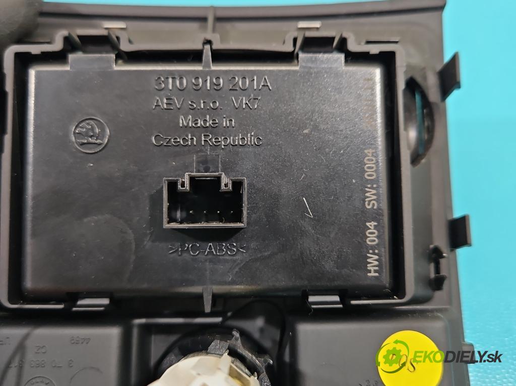 Skoda Superb II 2008-2015 2.0 tdi 170 HP automatic 125 kW 1968 cm3 5- Zobrazit: 3T0919201A (Prístrojová doska)