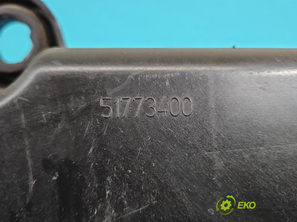 Fiat Punto Grande 1.2 8V 69KM manual 51 kW 1242 cm3 5- obal filtra vzduchu 51773400 (Obal filtra vzduchu)