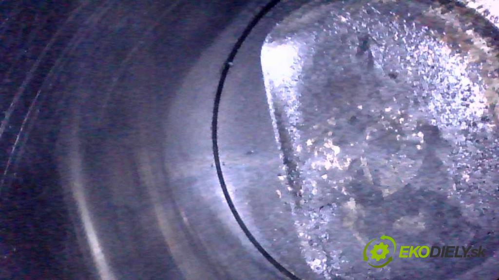 Fiat Punto Grande 1.2 8V 69KM manual 51 kW 1242 cm3 5- motor benzín 169A4000