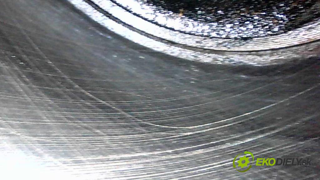 Fiat Punto Grande 1.2 8V 69KM manual 51 kW 1242 cm3 5- motor benzín 169A4000