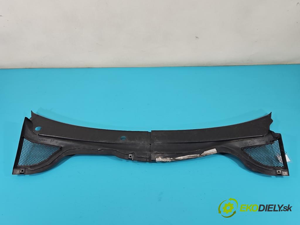 Vw Passat CC 2008-2016 2.0 tdi 140 HP automatic 103 kW 1968 cm3 4- torpédo 3C8819404 (Torpédo (plast pod čelným sklom))