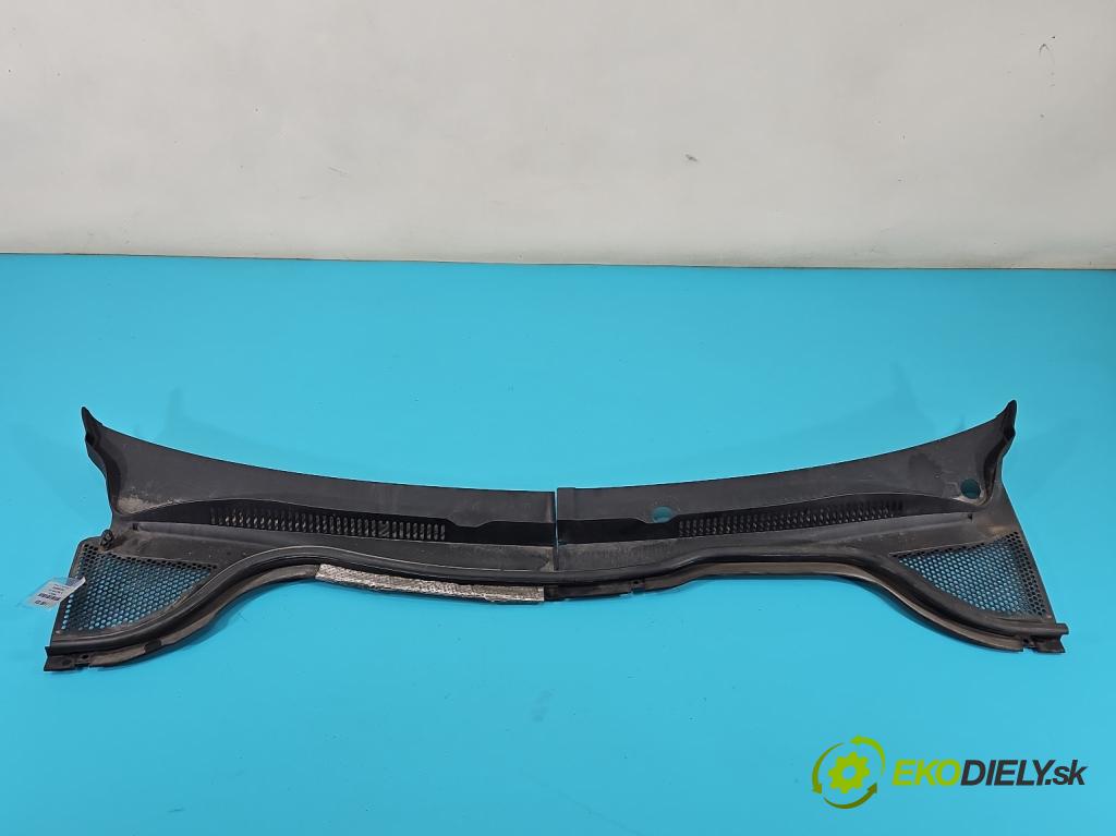 Vw Passat CC 2008-2016 2.0 tdi 140 HP automatic 103 kW 1968 cm3 4- torpédo 3C8819404 (Torpédo (plast pod čelným sklom))