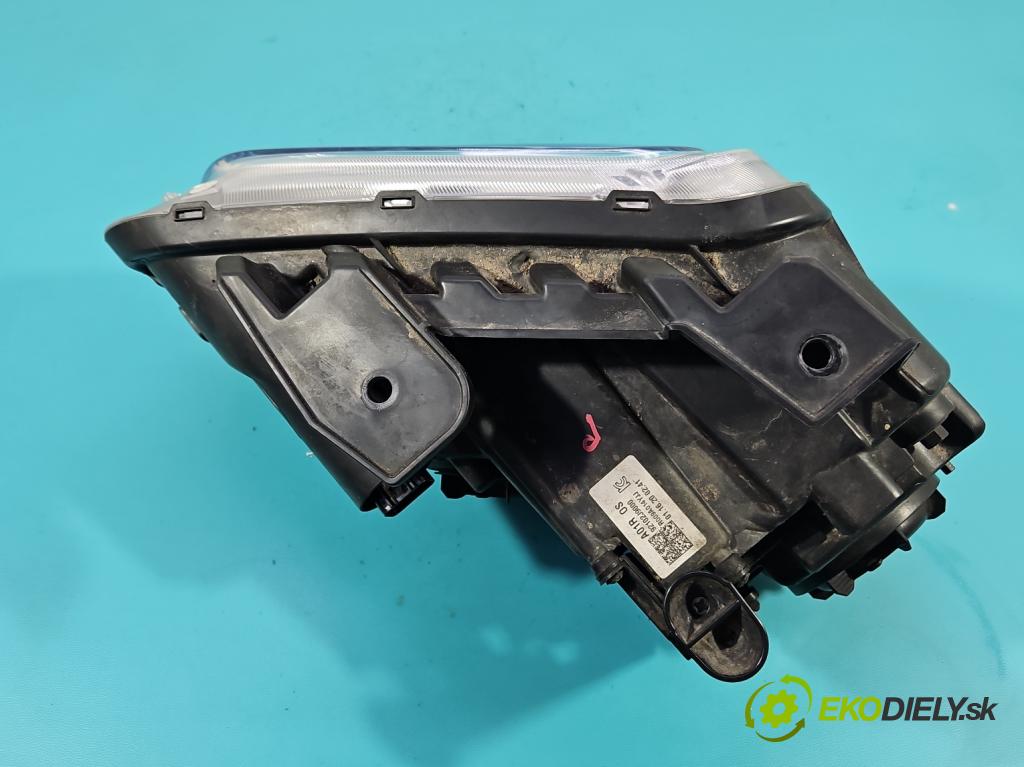 Hyundai Kona I 2017-2023 1.0 120 HP manual 88,3 kW 998 cm3 5- Reflektor: pravý 92102J9000 (Svetlo predné pravé)