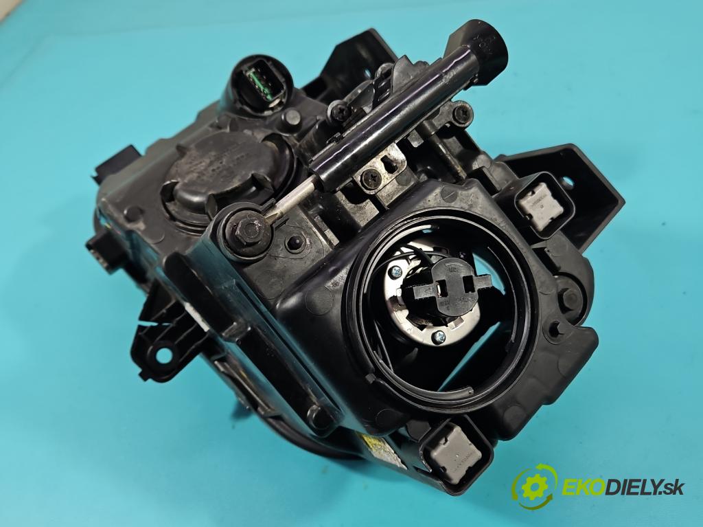 Hyundai Kona I 2017-2023 1.0 120 HP manual 88,3 kW 998 cm3 5- Reflektor: pravý 92102J9000 (Svetlo predné pravé)