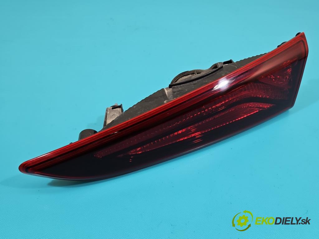 Hyundai Kona I 2017-2023 1.0 120 hp manual 88.3 kW 998 cm3 5- světlo zadní pravé 92404-J90 (Klika dveří ostatní)