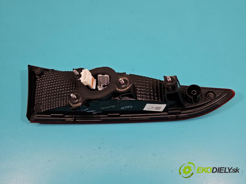 Hyundai Kona I 2017-2023 1.0 120 hp manual 88.3 kW 998 cm3 5- světlo zadní pravé 92404-J90 (Klika dveří ostatní)