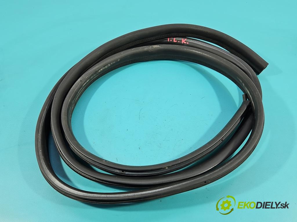 Dacia Lodgy 2012-2022 1.6 8V 82 hp manual 60,5 kW 1598 cm3 5- Těsnění: dveře zadní levé  (Ostatní)